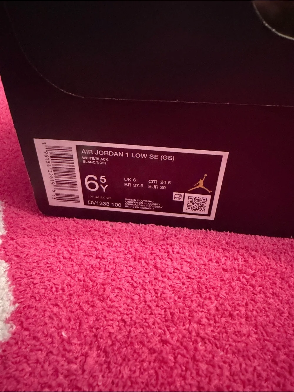 Jordan Kids Black and White Low-Top Sneakers with Patent Finish